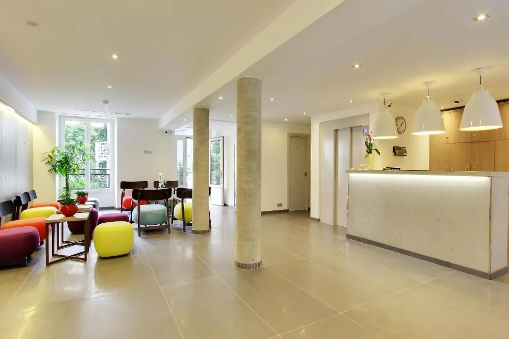 Alhambra Hotel 3*