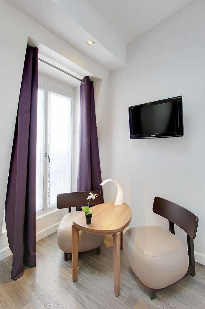 Alhambra Hotel 3*