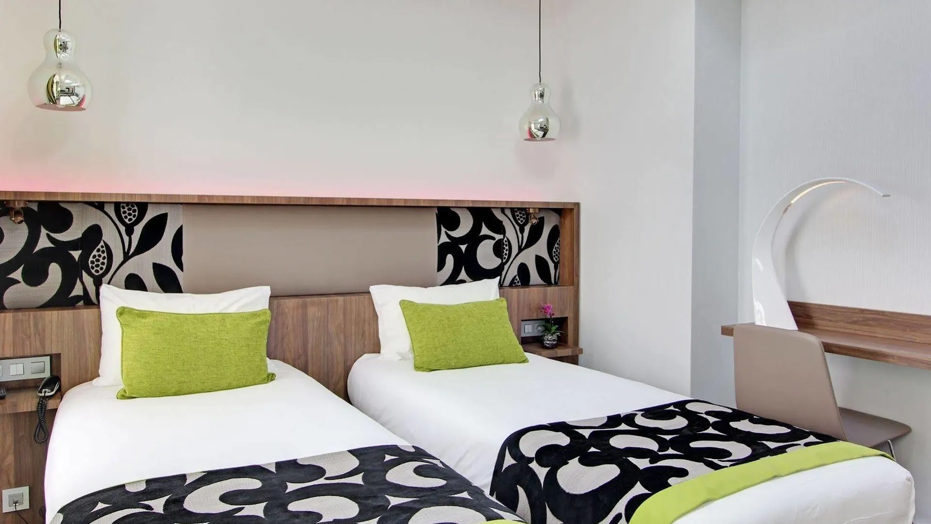 Alhambra Hotel 3*