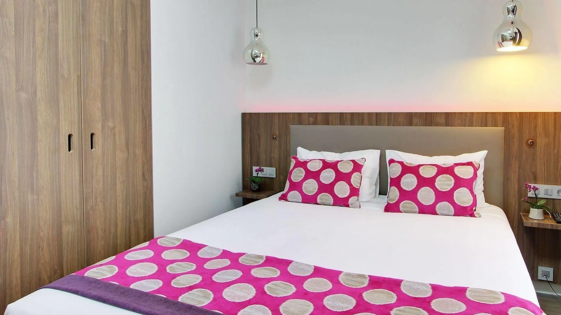 Alhambra Hotell Paris