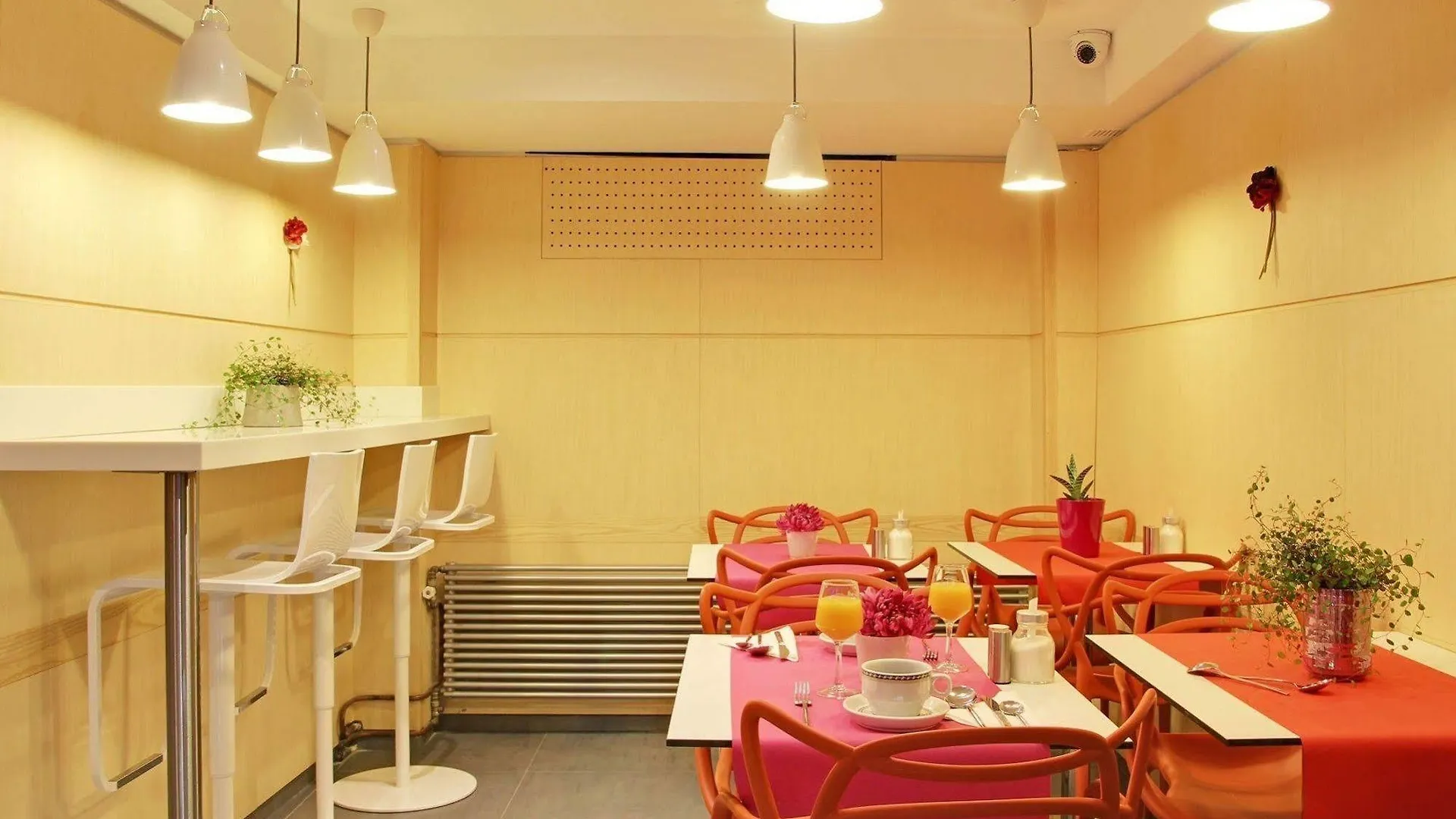 Alhambra Hotell